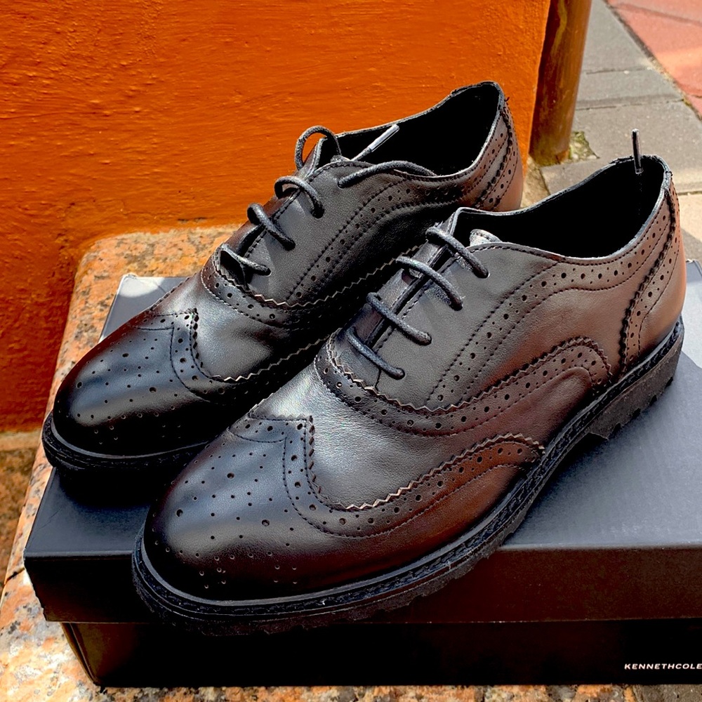Brand New Kenneth Cole Dress shoes